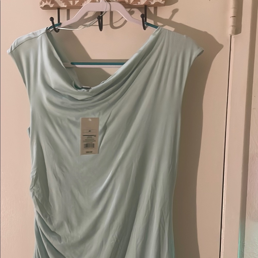 Elegant Mint Off-Shoulder Dress - Picture 5 of 11